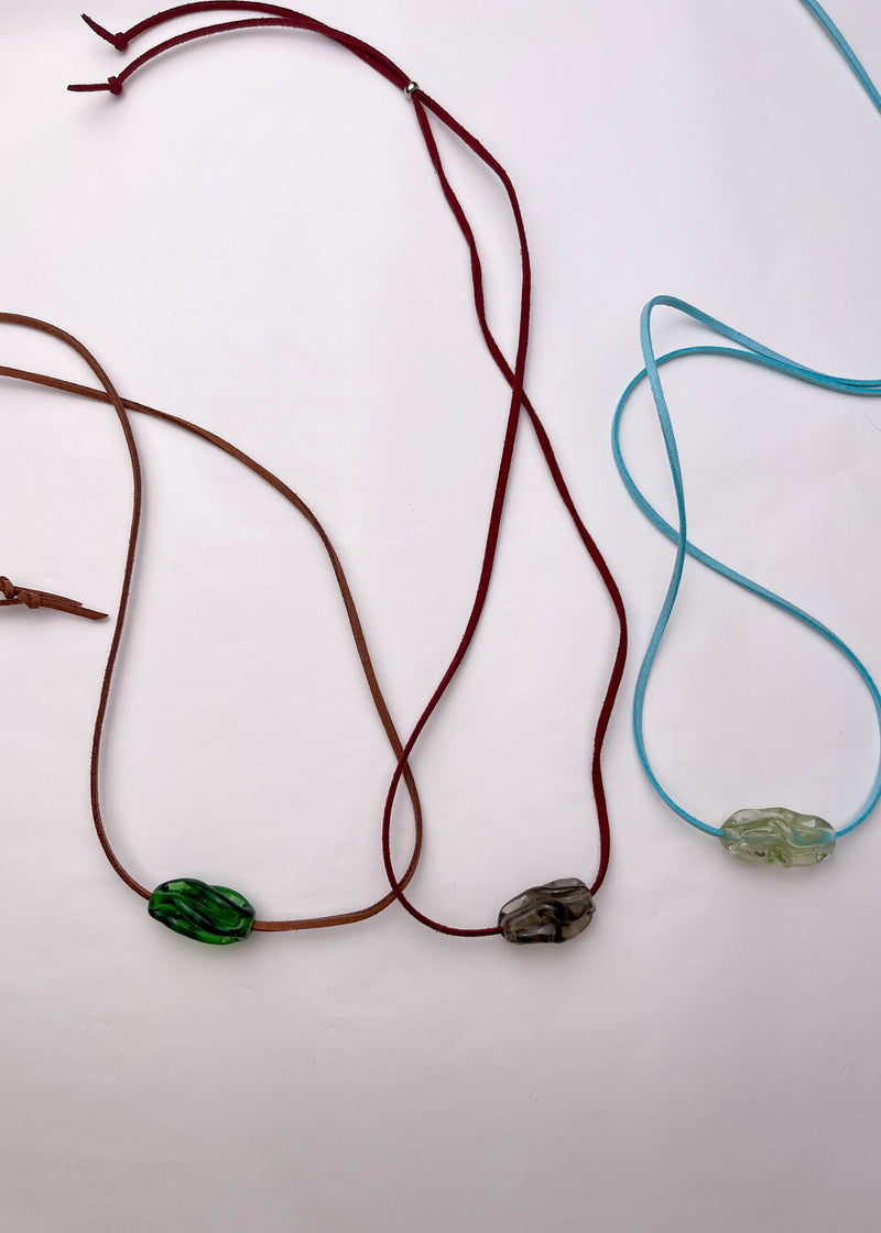 SWIRL - Glass necklace / tan / green
