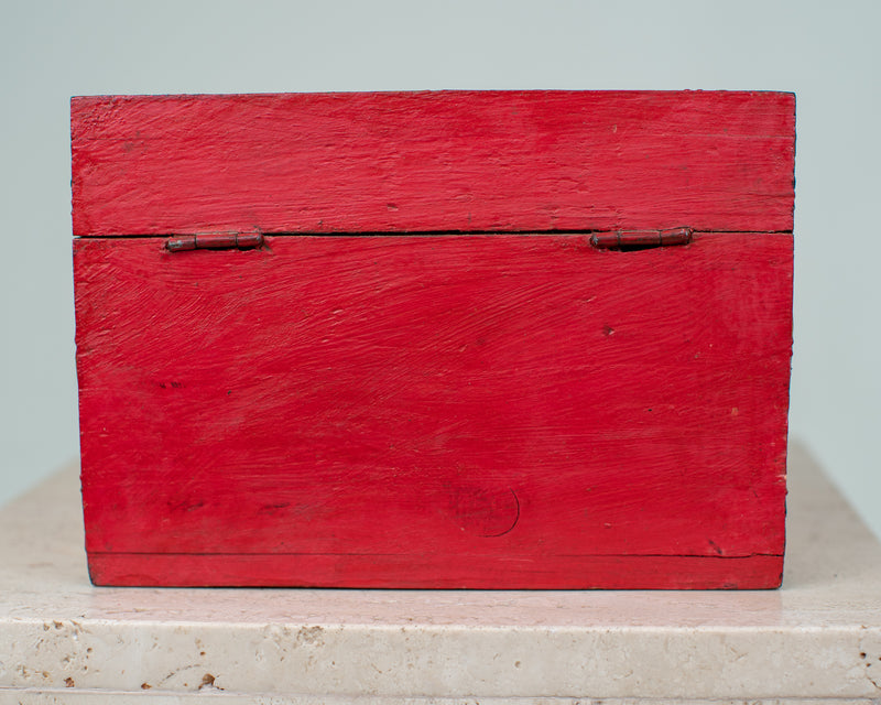 THE DRAGON & LOTUS BOX